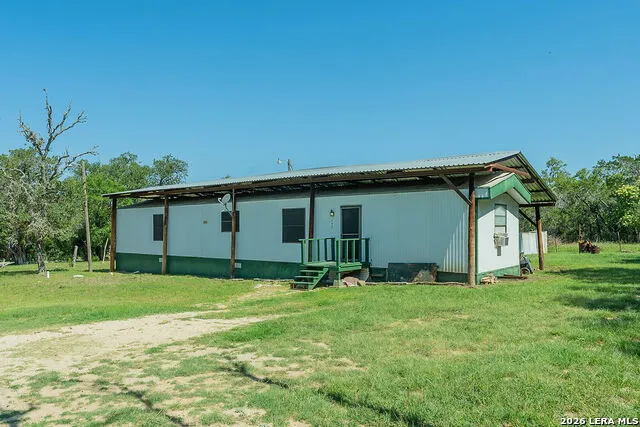 143 WATERMAN LN Pipe Creek, TX 78063