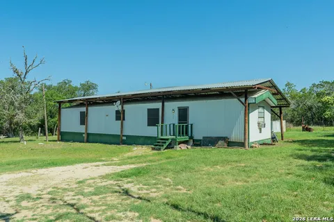 143 WATERMAN LN