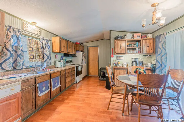 143 WATERMAN LN Pipe Creek, TX 78063