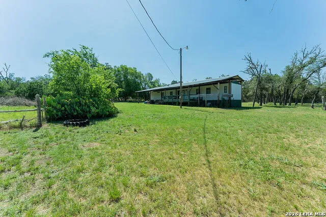 143 WATERMAN LN Pipe Creek, TX 78063