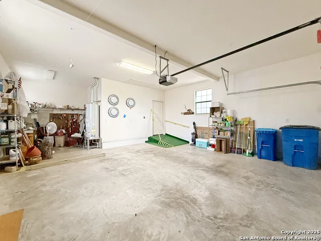 2004 Athens Kerrville, TX 78028