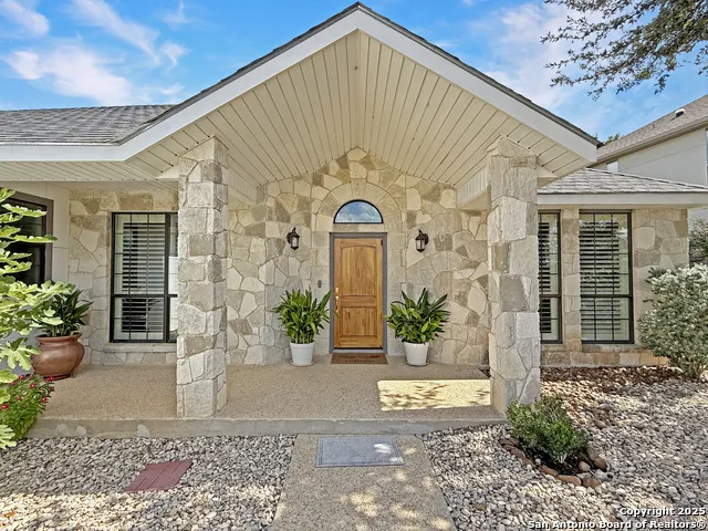 2004 Athens Kerrville, TX 78028