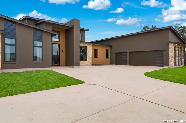 200 Easy Money Boerne, TX 78006