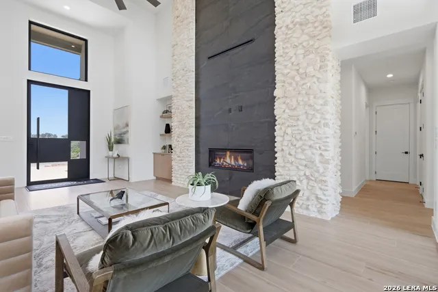 200 Easy Money Boerne, TX 78006