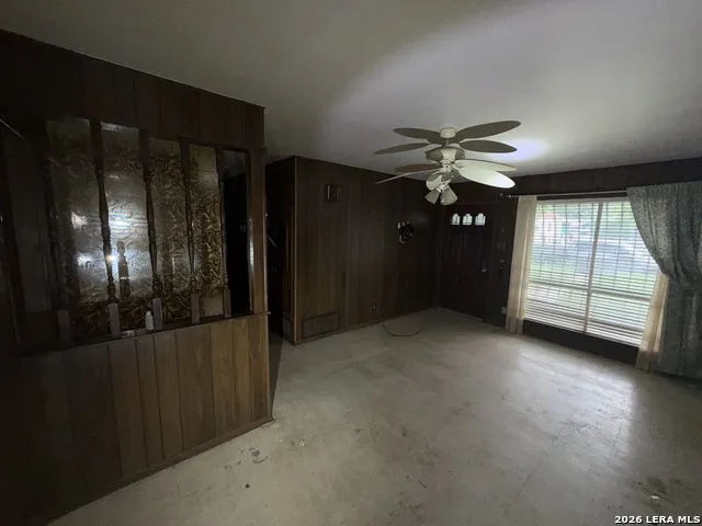 650 FLEMING ST San Antonio, TX 78211