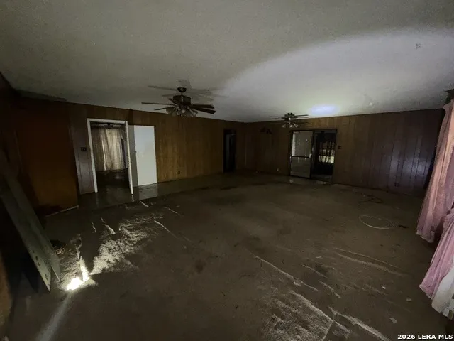 650 FLEMING ST San Antonio, TX 78211