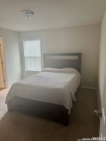 7535 HOMEWOOD LN Elmendorf, TX 78112