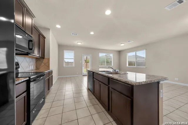 1351 Fall Cover New Braunfels, TX 78130
