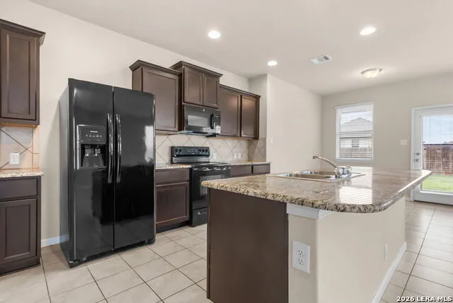 1351 Fall Cover New Braunfels, TX 78130