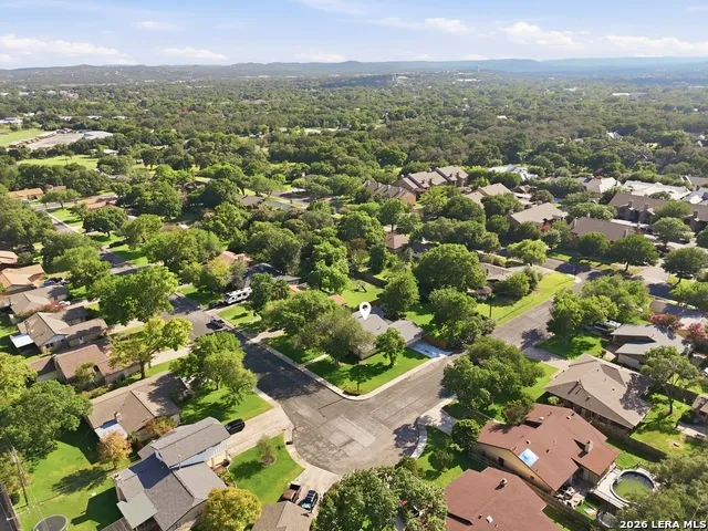 202 Azalea Trl Boerne, TX 78006