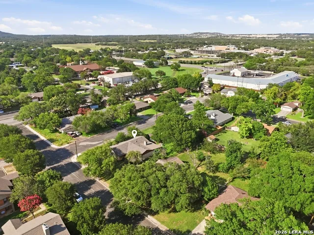 202 Azalea Trl Boerne, TX 78006