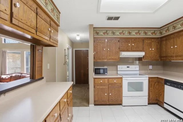 202 Azalea Trl Boerne, TX 78006