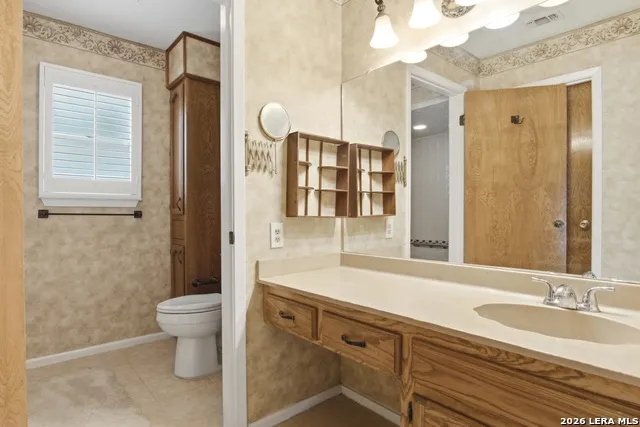 202 Azalea Trl Boerne, TX 78006