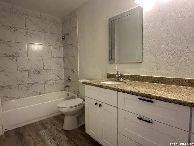 204 Vine St San Antonio, TX 78210