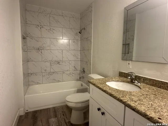 204 Vine St San Antonio, TX 78210