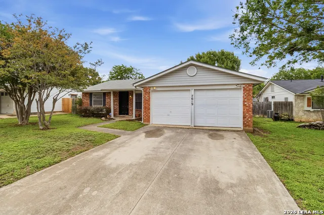 7619 PIPERS SWAN ST San Antonio, TX 78251