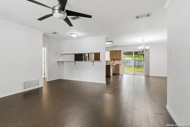 7619 PIPERS SWAN ST San Antonio, TX 78251