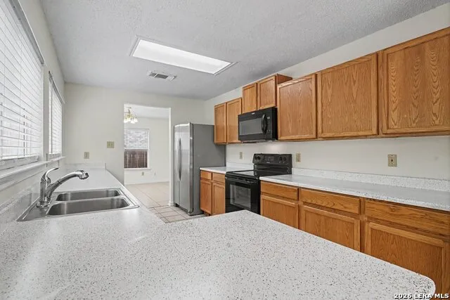 8043 CANTURA MLS Converse, TX 78109