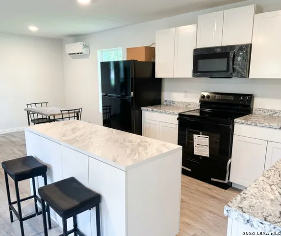 209 Burke St Beeville, TX 78102