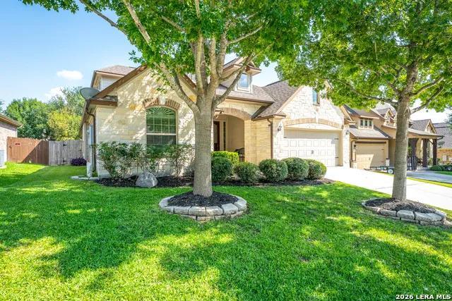 824 Water Oak Schertz, TX 78154