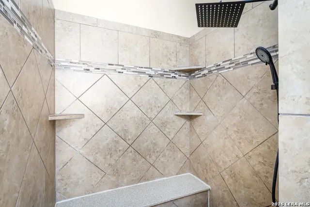 824 Water Oak Schertz, TX 78154