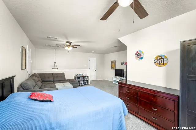 824 Water Oak Schertz, TX 78154