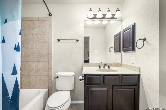 824 Water Oak Schertz, TX 78154