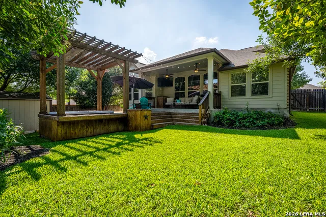 824 Water Oak Schertz, TX 78154