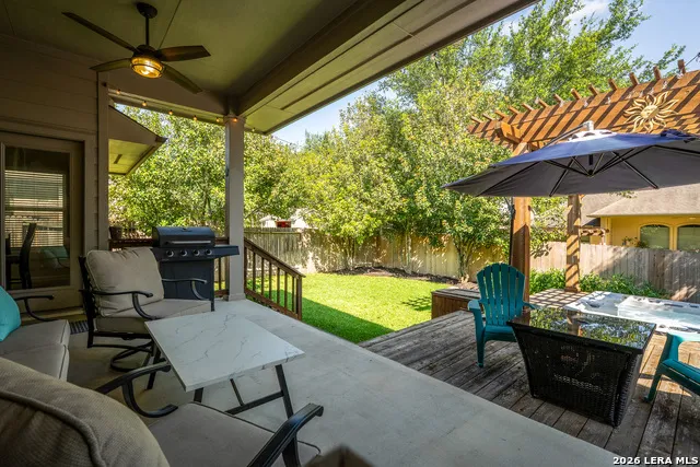 824 Water Oak Schertz, TX 78154