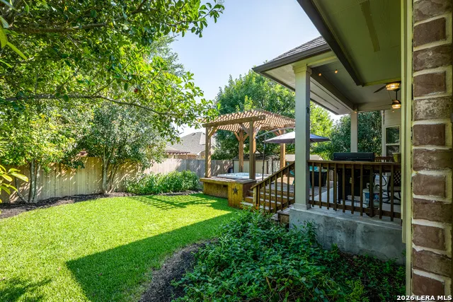824 Water Oak Schertz, TX 78154