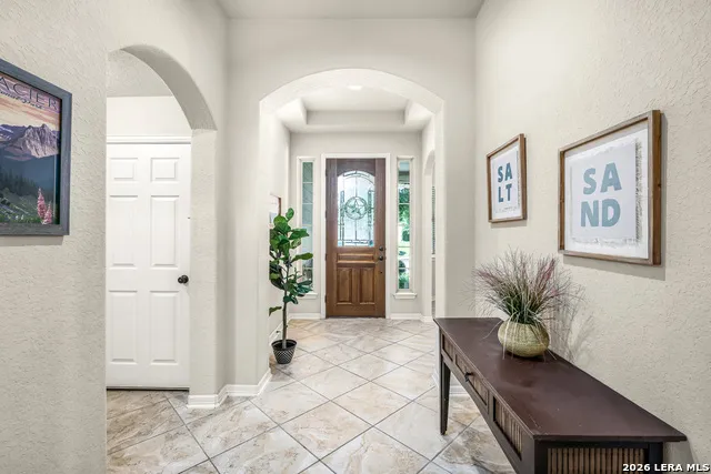 824 Water Oak Schertz, TX 78154