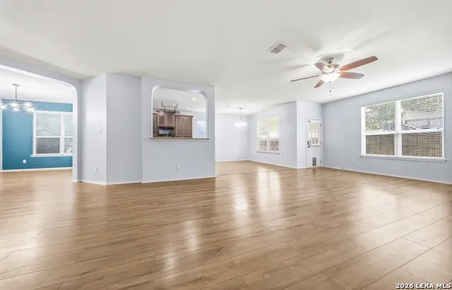12543 Loving Ml San Antonio, TX 78253