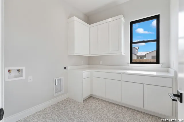 278 Allen Ave Castroville, TX 78009
