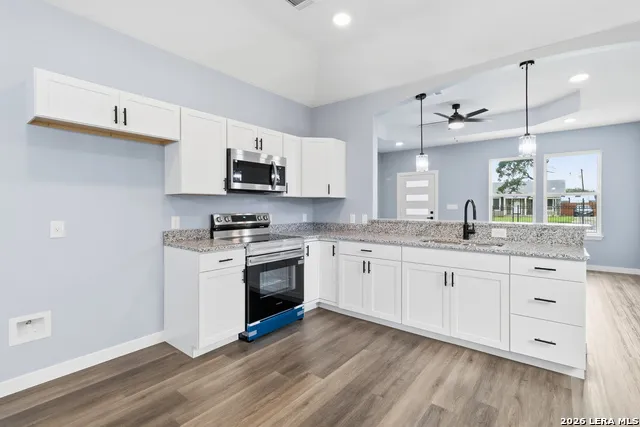 412 MONTICELLO CT San Antonio, TX 78223