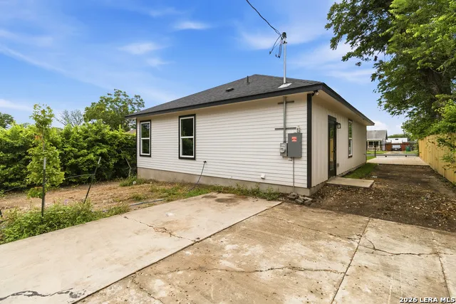 412 MONTICELLO CT San Antonio, TX 78223