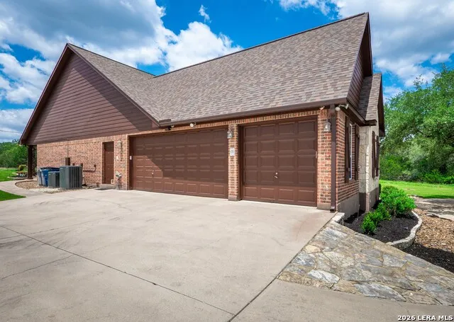 24607 Ripple Way San Antonio, TX 78266