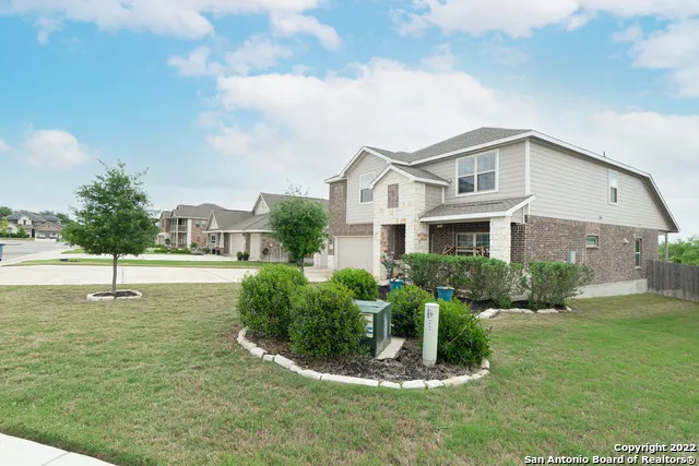 5862 HOPPER CT New Braunfels, TX 78132