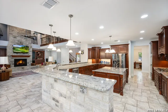 613 SAXET TRL Spring Branch, TX 78070