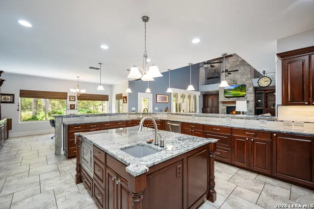 613 SAXET TRL Spring Branch, TX 78070