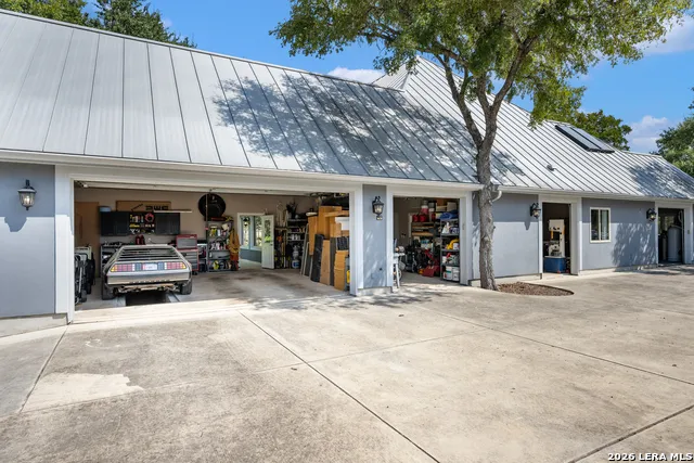 613 SAXET TRL Spring Branch, TX 78070