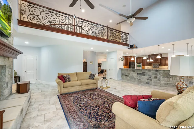 613 SAXET TRL Spring Branch, TX 78070