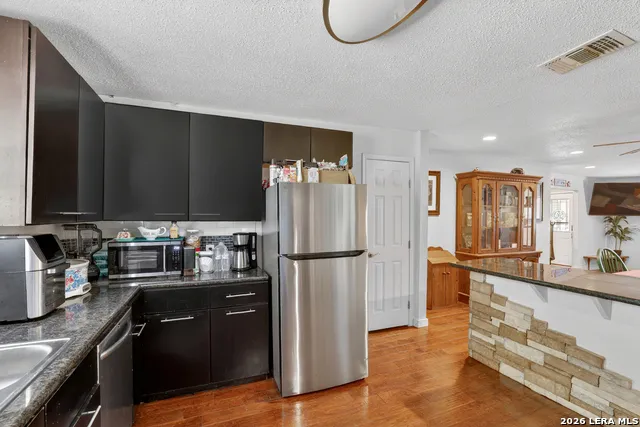 1011 E Hefferman Beeville, TX 78102