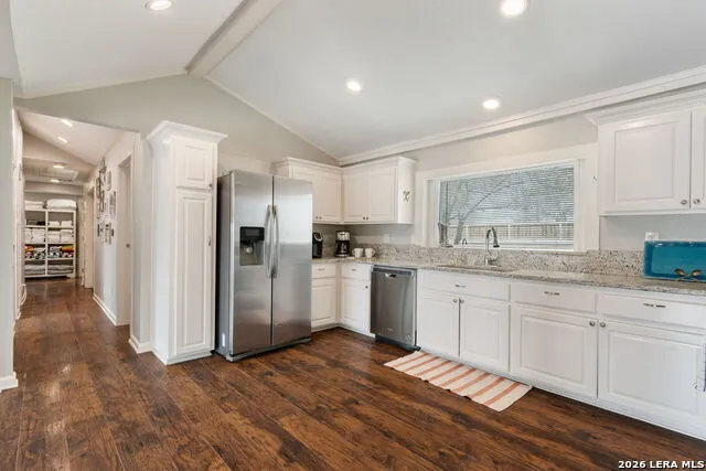 5987 HIGHWAY 27 Center Point, TX 78010
