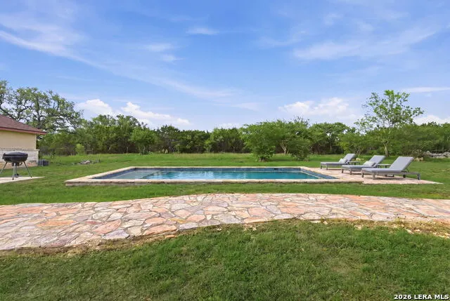 30512 Saddleridge Dr. Bulverde, TX 78163
