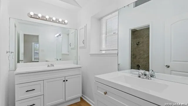 14614 HIGHLAND RDG San Antonio, TX 78233