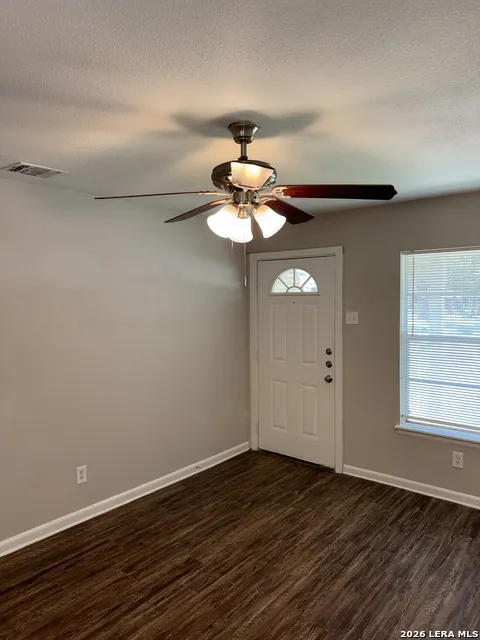 4919 WAYCROSS LN San Antonio, TX 78220