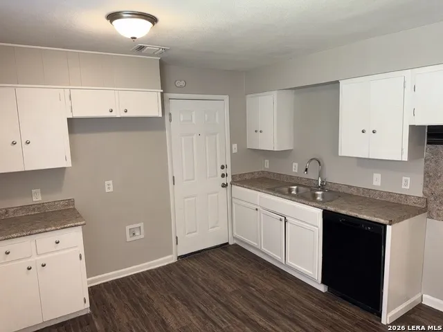 4919 WAYCROSS LN San Antonio, TX 78220