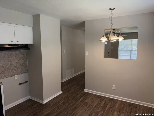 4919 WAYCROSS LN San Antonio, TX 78220