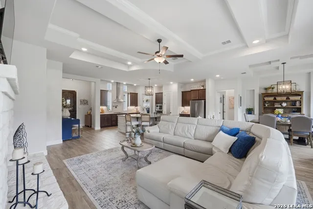 212 HIGH POINT CIR Spring Branch, TX 78070