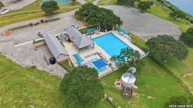 212 HIGH POINT CIR Spring Branch, TX 78070